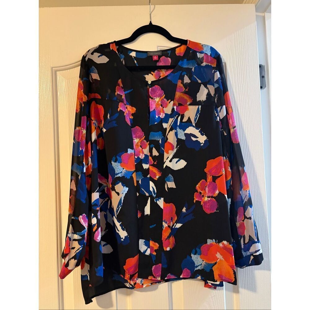 Vince Camuto | Floral Blouse